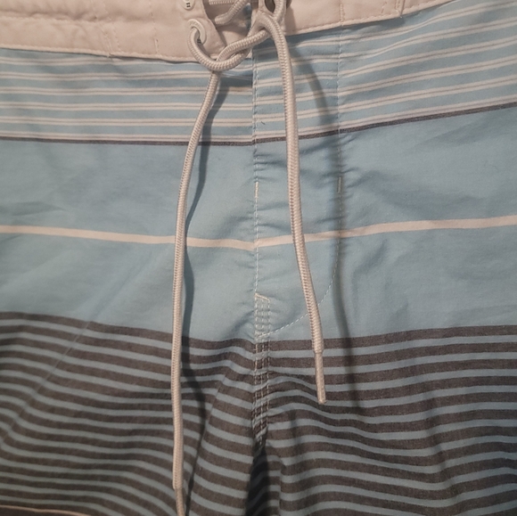 Mens Sz L Billabong Swim Shorts Swimsuit Blue Gray Stripes - Picture 7 of 8